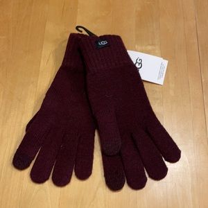 Ugg gloves